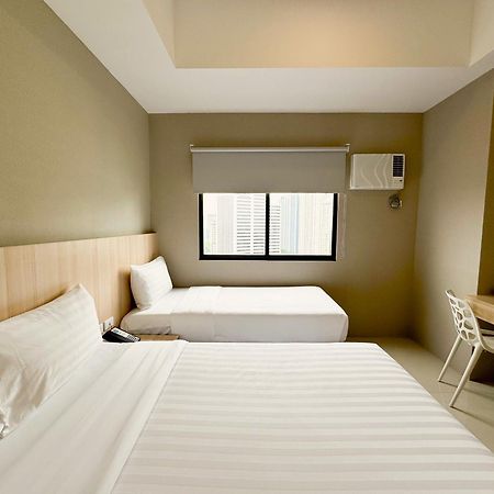 Hotel101 - Fort Taguig Exteriér fotografie