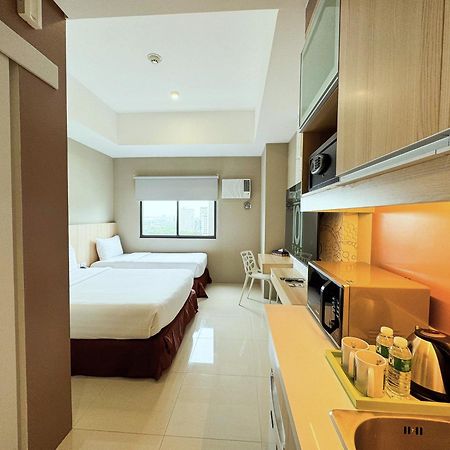 Hotel101 - Fort Taguig Exteriér fotografie
