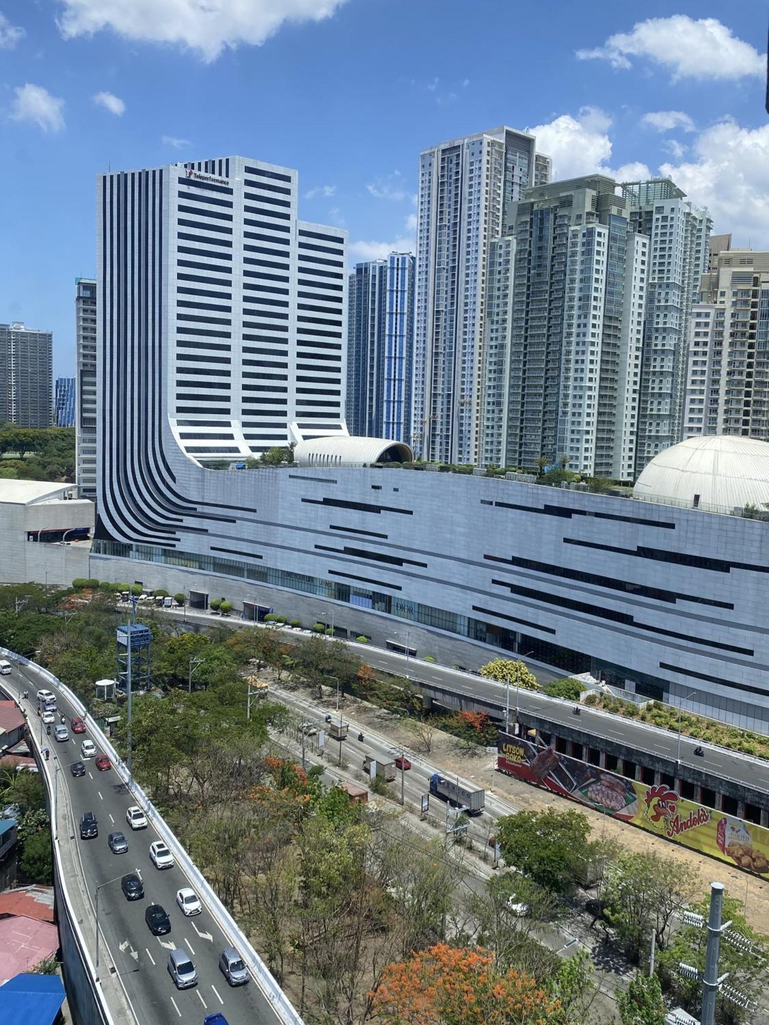 Hotel101 - Fort Taguig Exteriér fotografie
